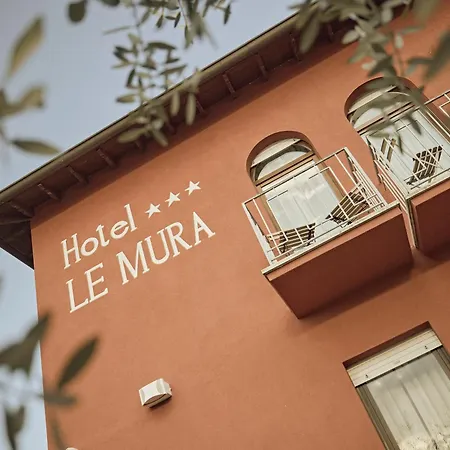 Le Mura 3*