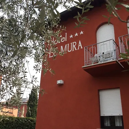 Le Mura Hotell 3*