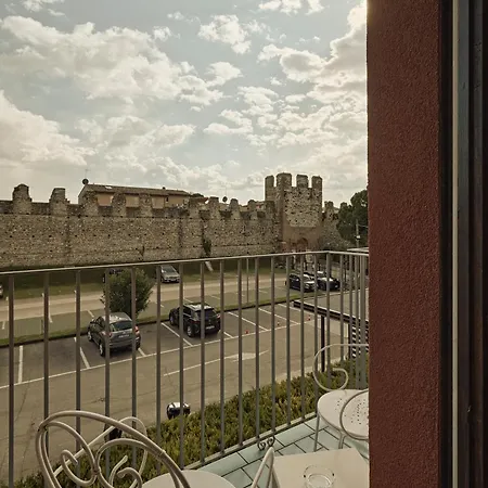 Le Mura Lazise