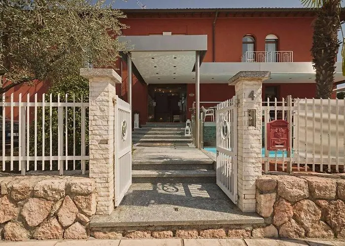 Le Mura Hotell 3*